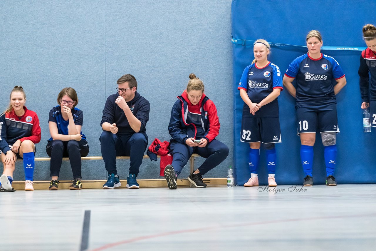 Bild 73 - F Loewinnen Hallen Cup